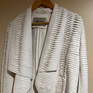 SIZE L **Patrizia Luca Milano, ** White Jacket EUC